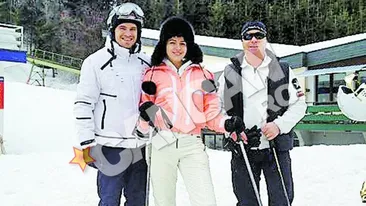 Sotii Dinu s-au distrat in Austria alaturi de nasul lor! Cornelus si Alexandra au schiat alaturi de Nicu Gheara