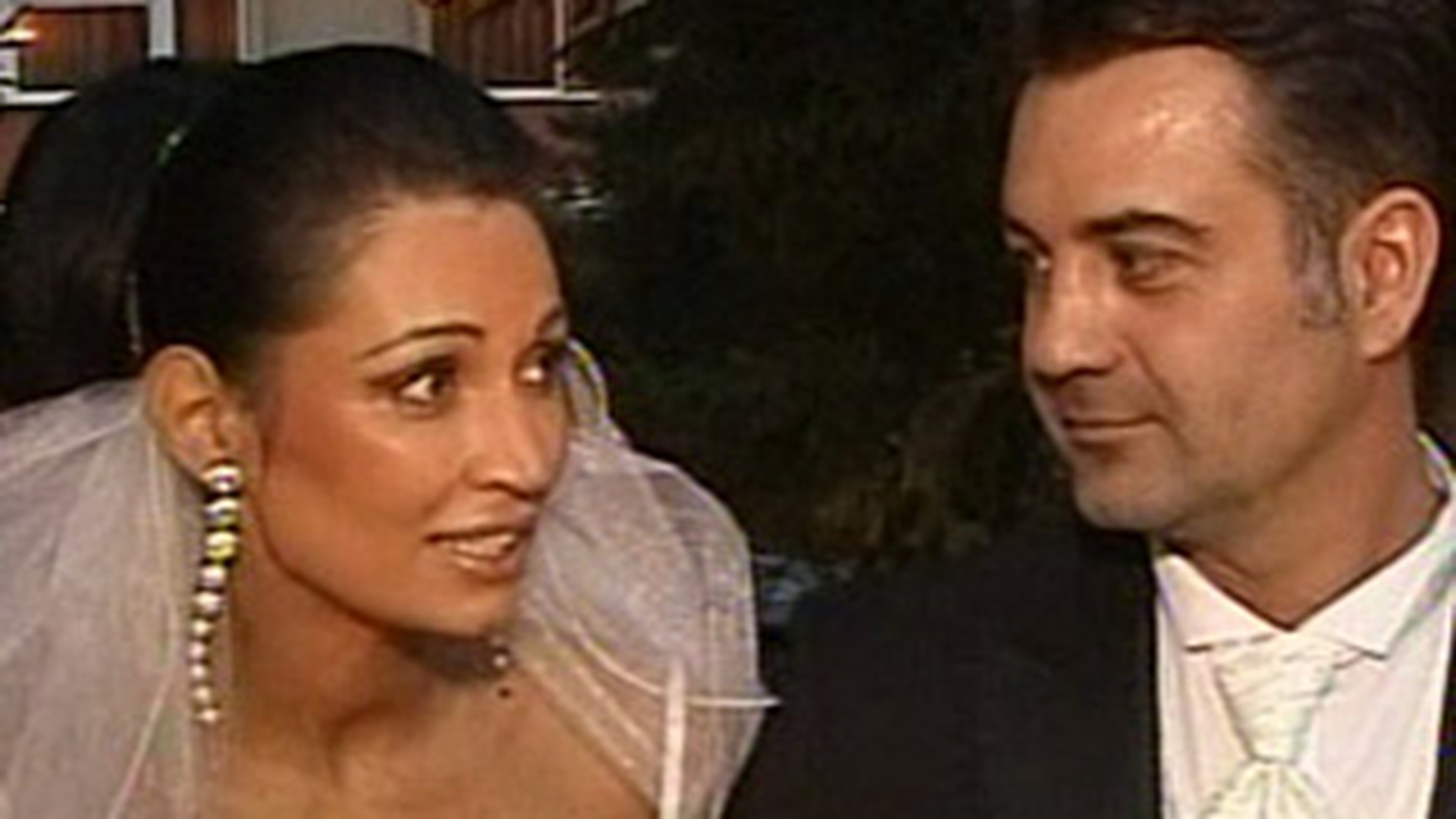 Marina Melescanu: "Zsolt avea lacrimi in ochi cand a vazut-o pe Nicoleta in rochie de mireasa, la altar"