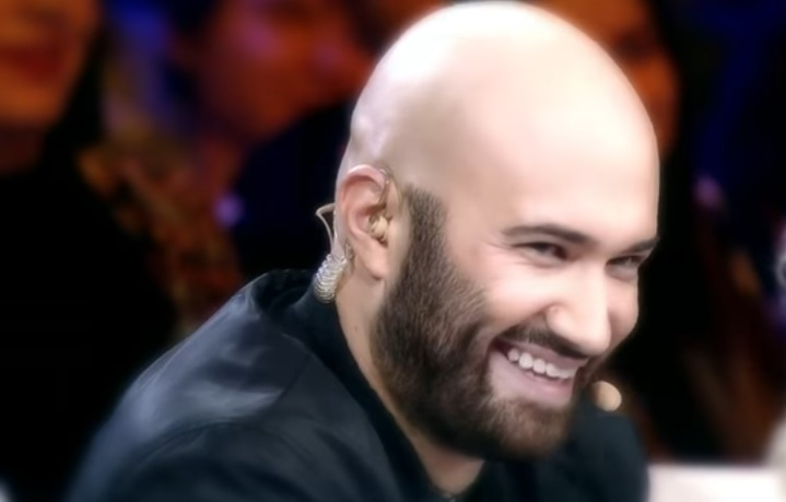 Mihai Bendeac face un cuplu excelent cu Vlad Drăgulin la "În puii mei"