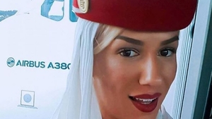 Stewardesa româncă din Dubai, medaliată cu aur la cel mai tare concurs de fitness din lume! Cum arată când se dezbracă de hainele sobre