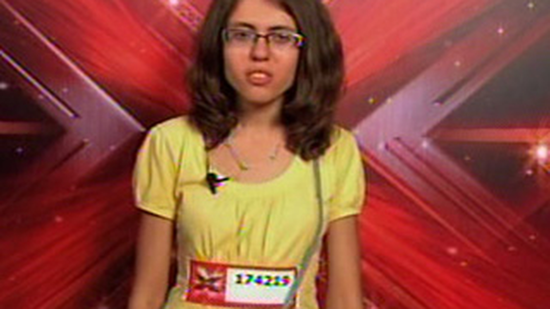 La 24 de ani a scris 30 de romane! O concurenta de la X Factor a impresionat juriul, dar prin alte calitati!