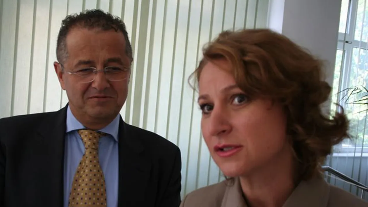 EXCLUSIV. Mama i-a mărturisit de curând că este fiica altui bărbat! Fostul ministru din Guvernul Boc îşi caută tatăl natural: ”Există o asemănare izbitoare între mine şi…”