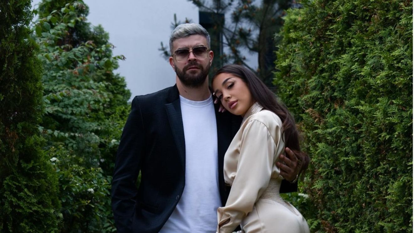 Speak și Ștefania au sărbătorit 7 ani de relație. Ce mesaj i-a trimis artistul logodnicei sale. „Nu credeam”