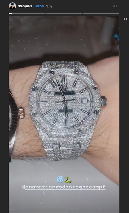Anamaria Prodan, răsfățată de soțul ei cu un ceas de lux, acoperit cu zeci de diamante albe! Suma enormă plătită de Laurențiu Reghecampf pentru superba bijuterie