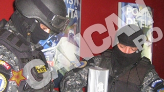 Scandal lasat cu bataie in fata unui club din Bucuresti