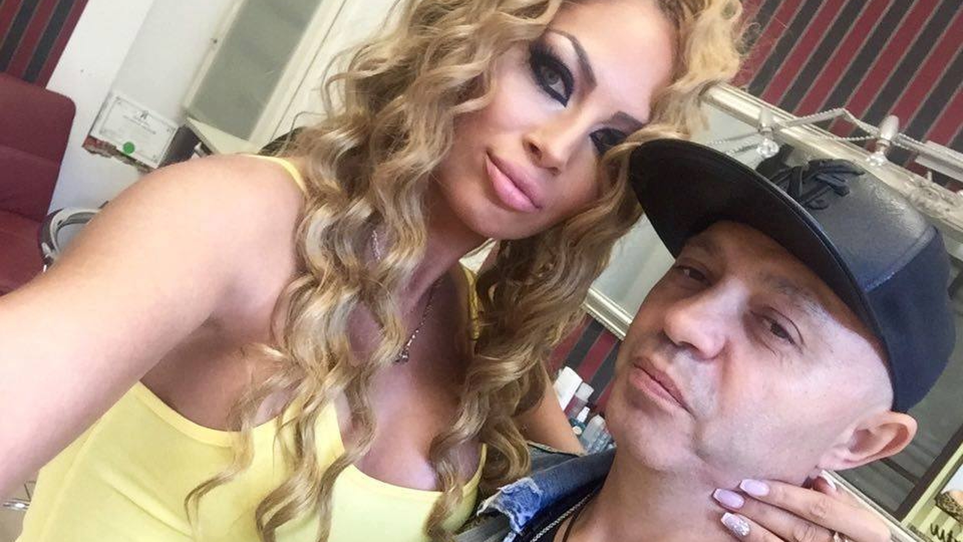 Nicolae Guţă suferă după căsătoria cu Cristina! Blonda nu reuşeşte cu niciun chip să-i îndeplinească cea mai fierbinte dorinţă: ”Plânge pentru că o iubeşte!”