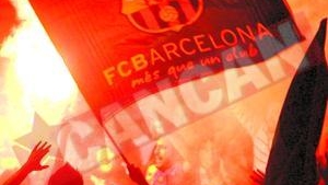 20.000 de oameni au sarbatorit cu "extraterestrii" la Barcelona