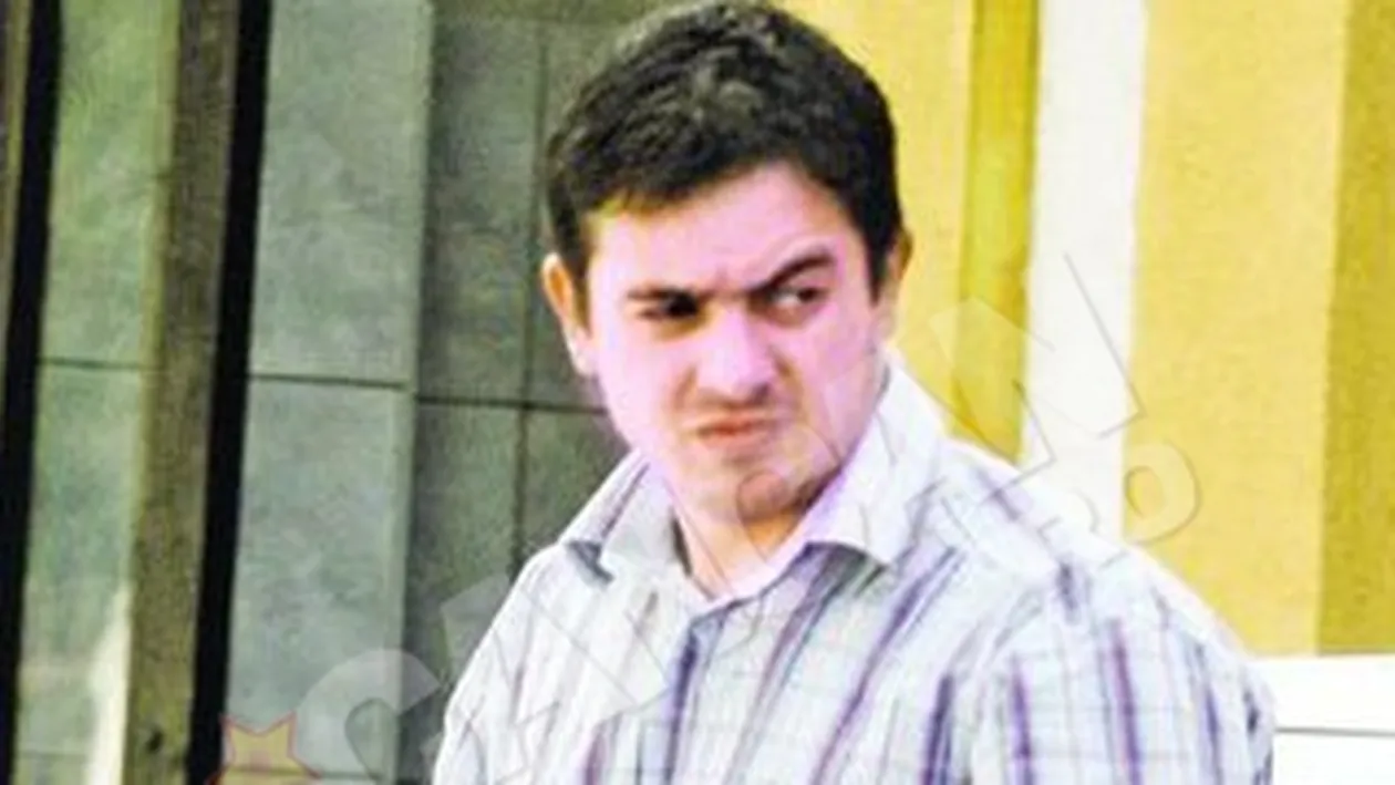 Fostul politist comunitar din Calarasi incearca sa-si salveze ultimii bani din averea castigata la loto Milionarul s-a apucat de plantat rosii