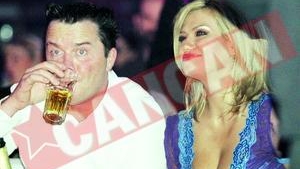 "A spart" 30 de sampanii si 10.000 euro pe animatoare!