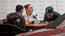 Alexia Eram, între doi bărbaţi! Staţi, nu săriţi la concluzii