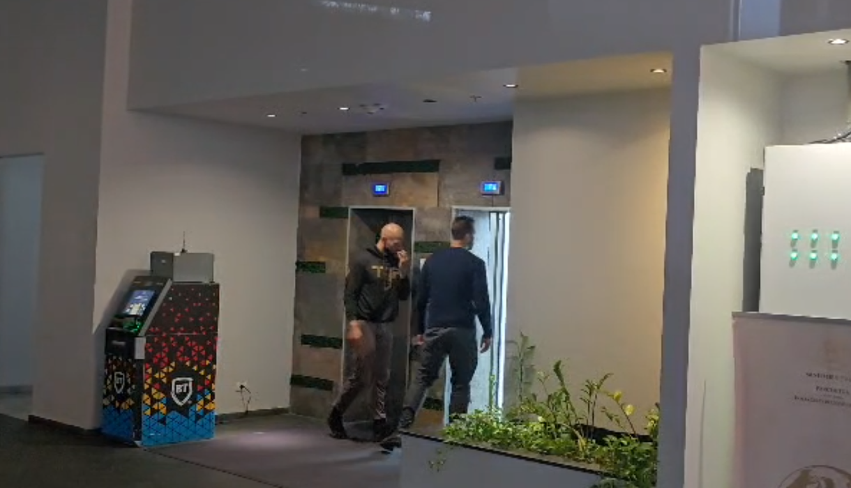 Frații Tate, din nou la DIICOT! Care este motivul vizitei fulger