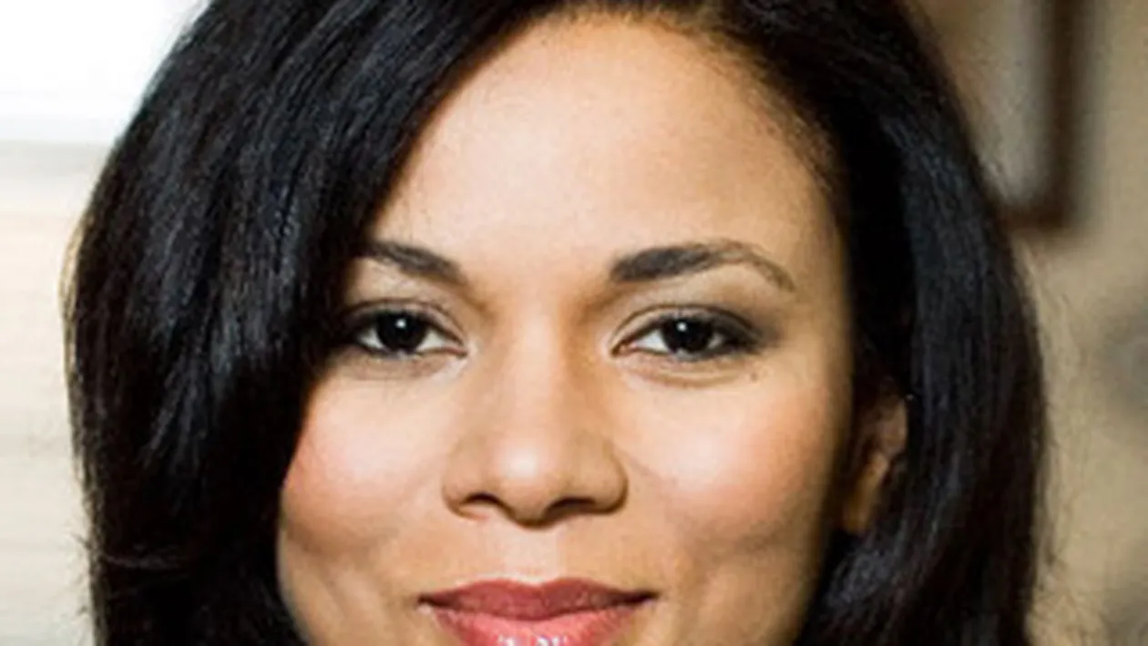 Nadine isi rasfata sotul si fiul cu mancare delicioasa: Invat sa gatesc de pe net si din carti