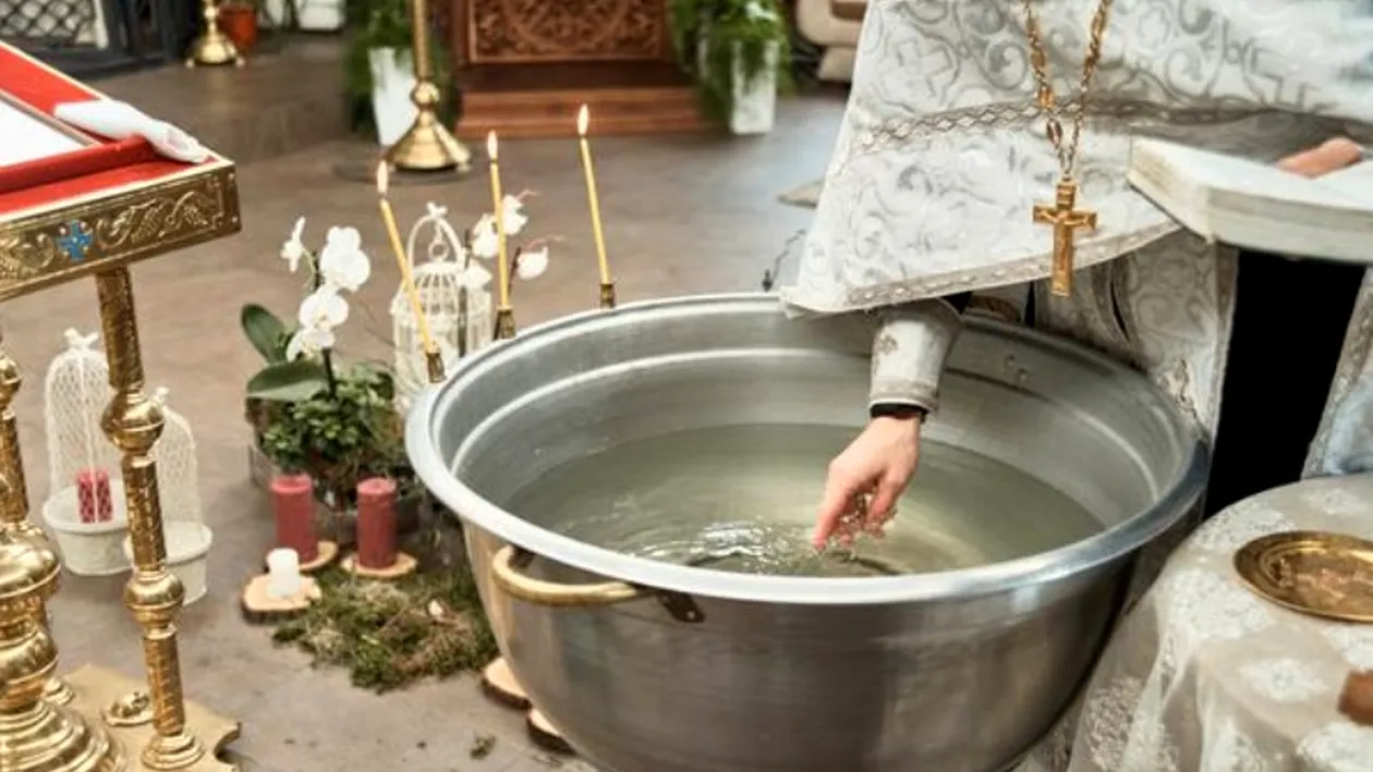 Tradiții și obiceiuri de Bobotează sau Botezul Domnului. Ce nu trebuie să faci pe 6 ianuarie 2023