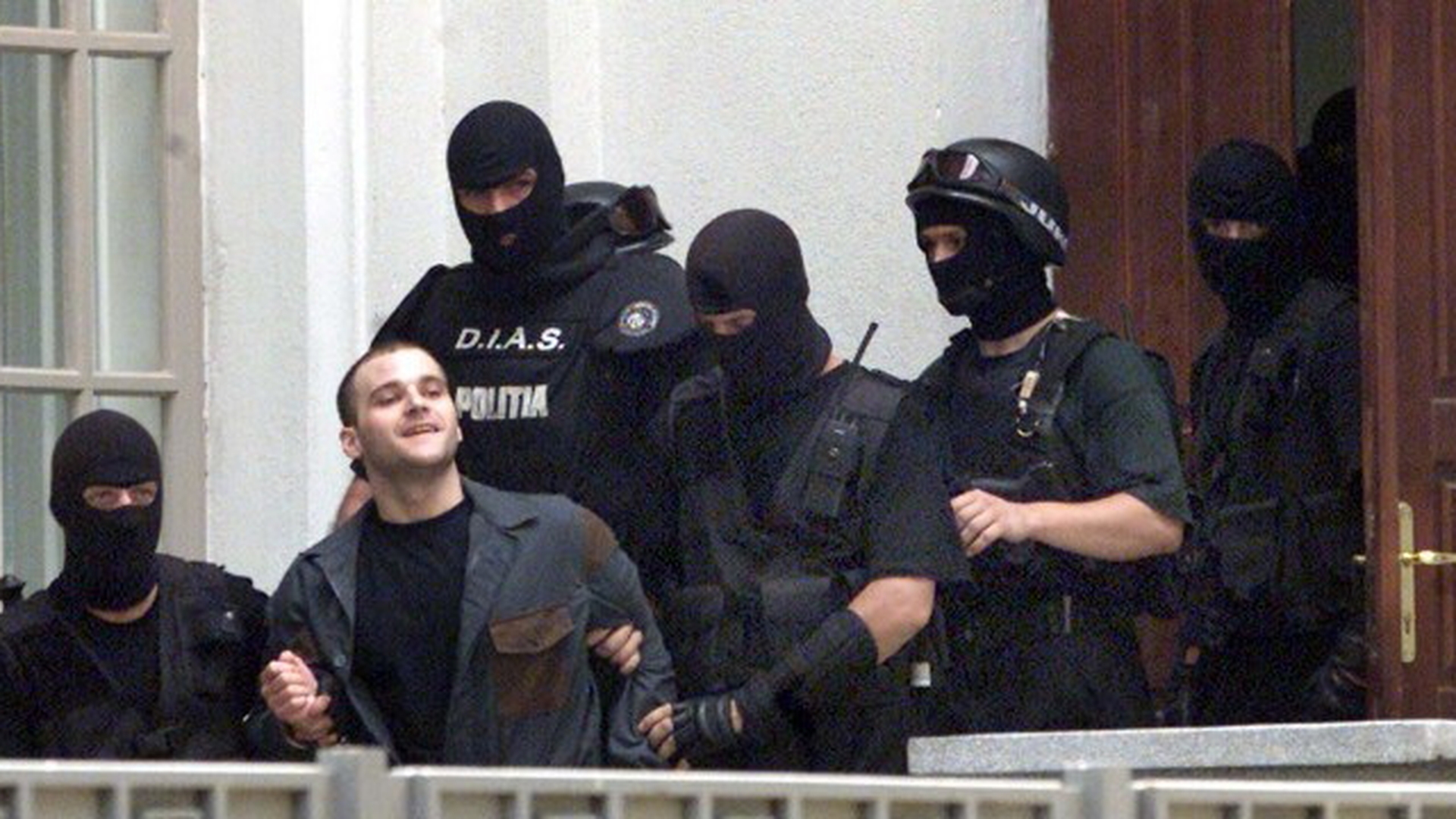“Fiara din Balcani” a gasit reteta cu ajutorul careia rezista dupa gratii. Passaris nu ar face niciodata ASTA. “E pacat mare!”