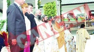 Basescu s-a cerut "la prezidiu", in biserica