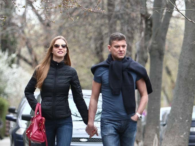 Laura Dincă, iubita lui Boureanu, s-a declarat şocată de incident