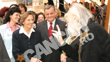 A dus-o la meci la Dinamo - FC Barcelona, apoi s-au relaxat impreuna in Croatia! Vezi prima poza cu Neculai Ontanu si directoarea sa de comunicare impreuna si in timpul liber