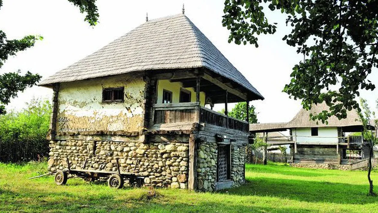 Delia pregateste o petrecere de pomina cu traditii si obiceiuri la Muzeul Satului din Targu Jiu. Face nunta taraneasca