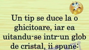 Bancul de weekend | Un tip se duce la ghicitoare: "Văd că ești însurat și ai 2 copii"