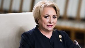 Viorica Dăncilă și-a făcut cont de Facebook. Prima ei postare: "Succesul nu e final, eşecul.."