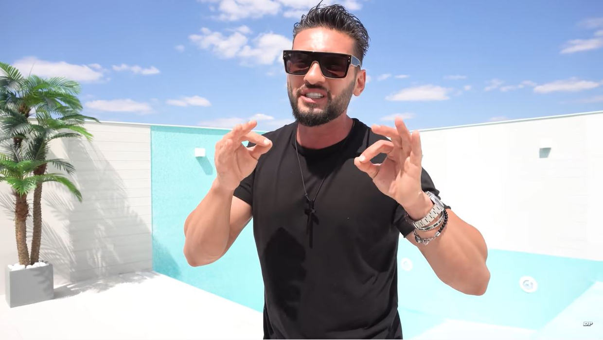 Cum arată piscina din casa de 300.000 de euro a lui Dorian Popa. A lăudat-o atât de tare, încât lumea a început să-l ia la mișto pe TikTok