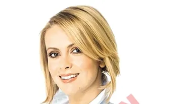 Simona Gherghe mananca cirese si pepeni si bea lapte!