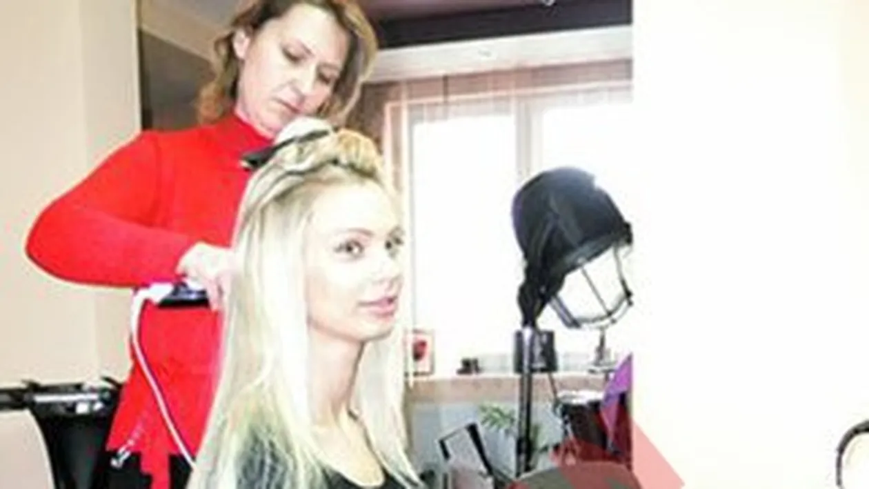 Miss Turism, la coafor in Brasov