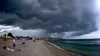 Meteorologii Accuweather au modificat prognoza: Se strică vremea la mare începând cu această dată