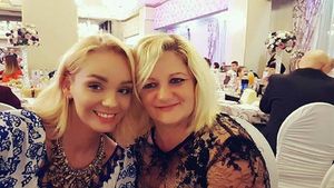 Maria Constantin a răbufnit după ce mama ei a ajuns în spital. “Păpuşarilor, jos labele de pe...”
