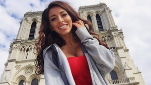O sa razi in hohote! Ce mesaj are pe tricou bunica lui Ruby: "Când i-am tradus, mamaia a..."