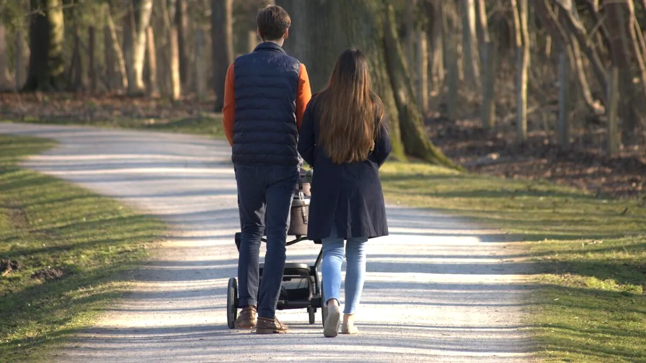 Părinții care primesc un ajutor financiar de 1.500 de lei pe lună. Care este motivul