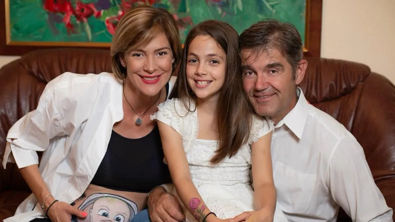 Roxana Ciuhulescu va naște chiar de ziua soțului ei