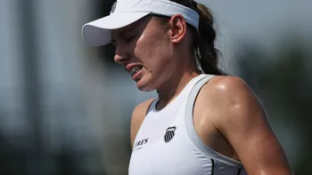 Momente dramatice la un turneu WTA. Principala favorită s-a prăbușit pe teren din cauza căldurii
