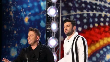 Pus mereu pe sotii si cu zambetul pe buze, Pavel Bartos pare ca nu are niciodata probleme. Vezi de unde ii vine bunadispozitie