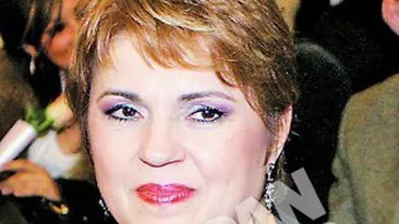 Elena Merisoreanu, Daniela Condurache si Irina Loghin s-au tatuat in America, la initiativa Nicoletei Voica. I-a virat nasei ei cliente celebre din Romania