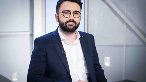 Ionuţ Cristache, salariu de peste 5.500 de euro pe lună la TVR