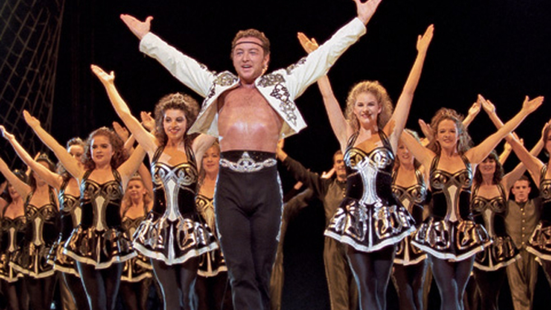 VIDEO Michael Flatley - Povestea unui campion sau "Detinatorul celor mai rapide picioare din lume"!