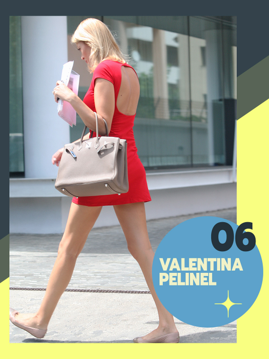 TOP 40 vedete în ipostaze rare! Mai provocator de atât nu se poate. Delia, Anna Lesko şi Ramona Olaru au pus pe jar imaginaţia bărbaţilor în rochiţe mini, mulate, chiar şi nemachiate 