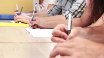 BACALAUREAT 2018! Luni încep probele scrise ale Bacalaureatului! Peste 135.000 de elevi s-au înscris la examen