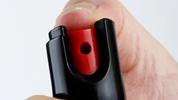 O vanzatoare din Timisoara a fost atacata cu spray lacrimogen si jefuita