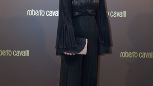 Le-a dat clasa zecilor de vedete prezente! Carmen Negoita a facut senzatie la inaugurarea unui magazin de lux!