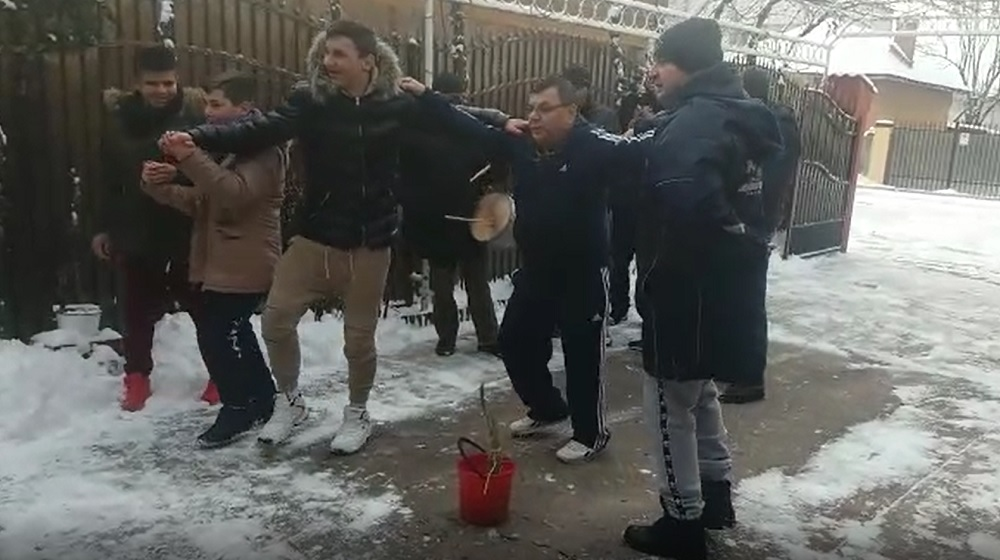 Hora tradițională de după iordănit