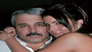 Fata lui Sile Camataru face pe Cupidon. Uite ce face pentru a-si ajuta prietenele!