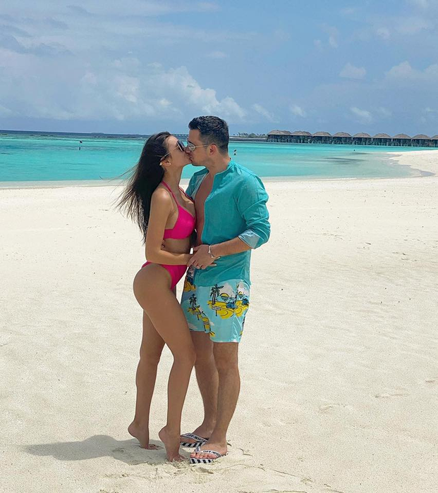 Denisa Hodișan, ipostază incendiară în luna de miere: ”Ador să fac duș afară”