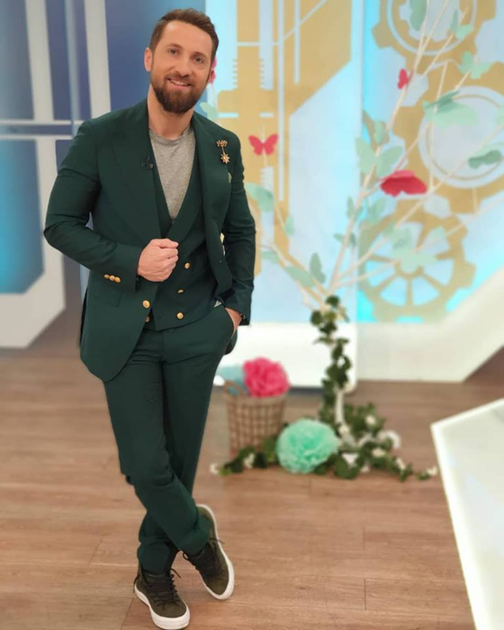 Dani Oțil are un frate cu 4 ani mai mare, dar nu vorbește cu el. Matinalul de la Antena 1 a recunoscut care e motivul rupturii: „Eu nu sunt prieten cu frate-miu pentru că..”