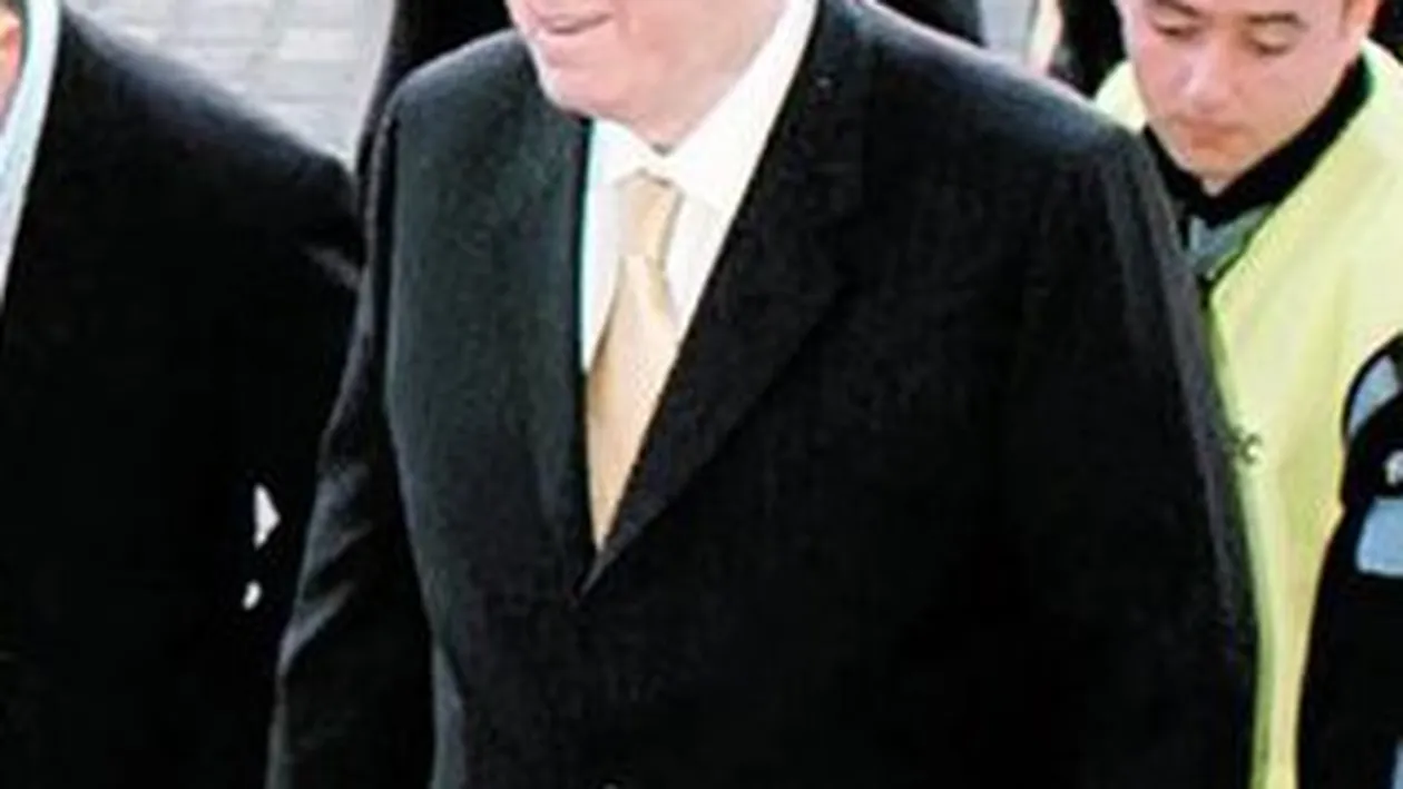 Isi chinuie invitatii pe Ghencea