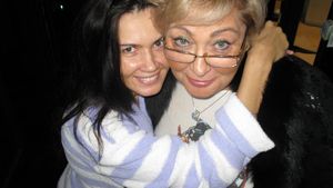 Oana Zăvoranu a ajuns din nou la spital din două motive. Vezi de ce i s-a făcut rău şi spune Mărioara despre starea fiicei ei