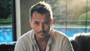 Ce face Răzvan Fodor în timp ce Irina Fodor filmeză în America Express? A fost surprins cu o altă vedetă Antena 1