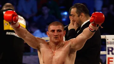 Catalin Morosanu si-a luat rolul de consilier in serios. A obtinut 10.000 de lei pentru campionul olimpic Alin Moldoveanu