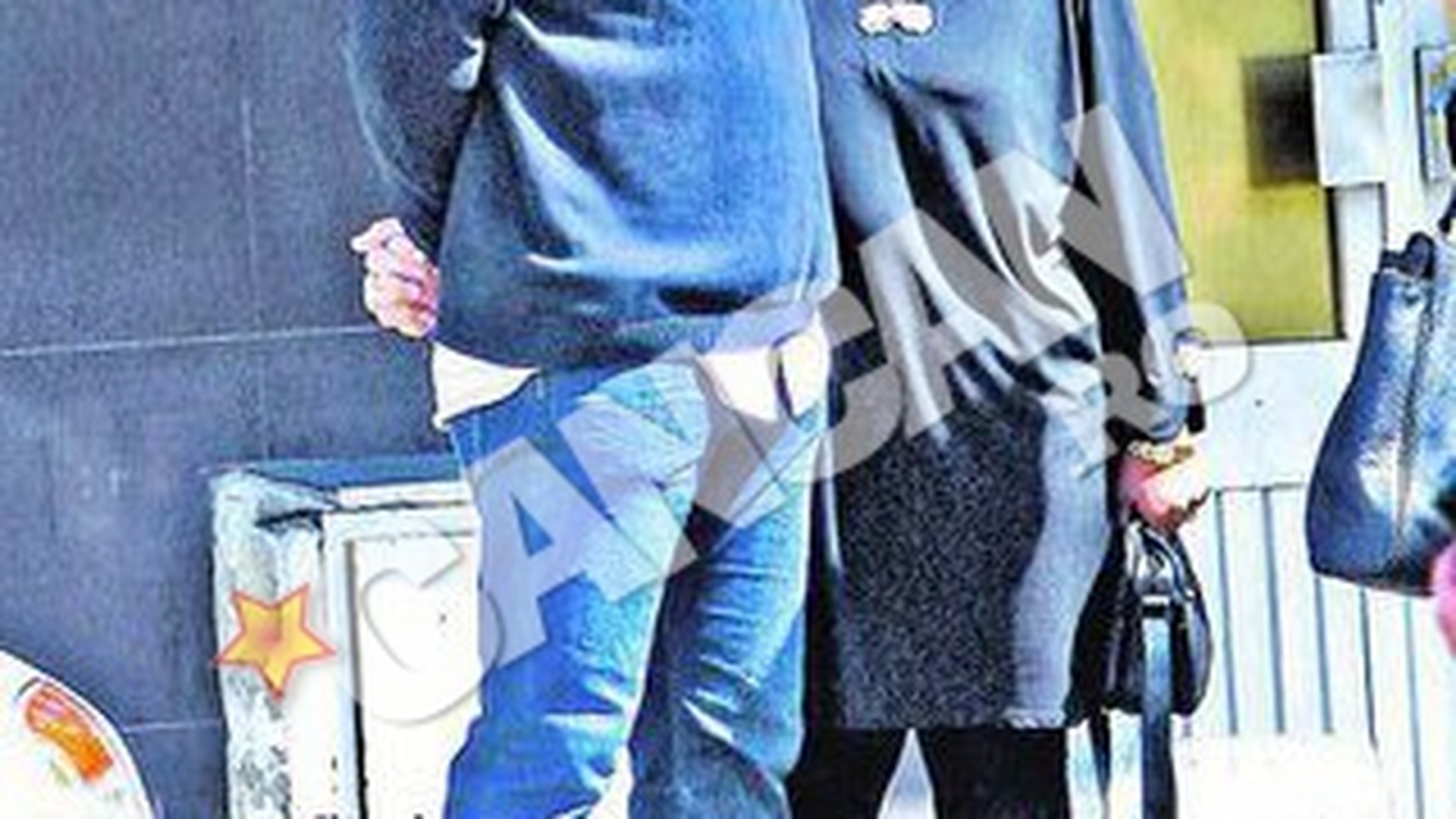 Paparazzii Spy au reusit sa ii fotografieze in premiera impreuna! Teo si Constantin se pregatesc de nunta!